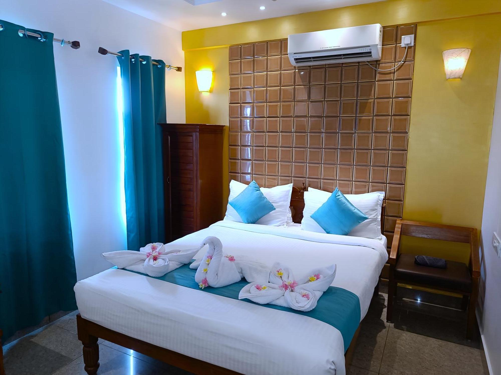 Le Holiday Inn Pondicherry Exterior photo