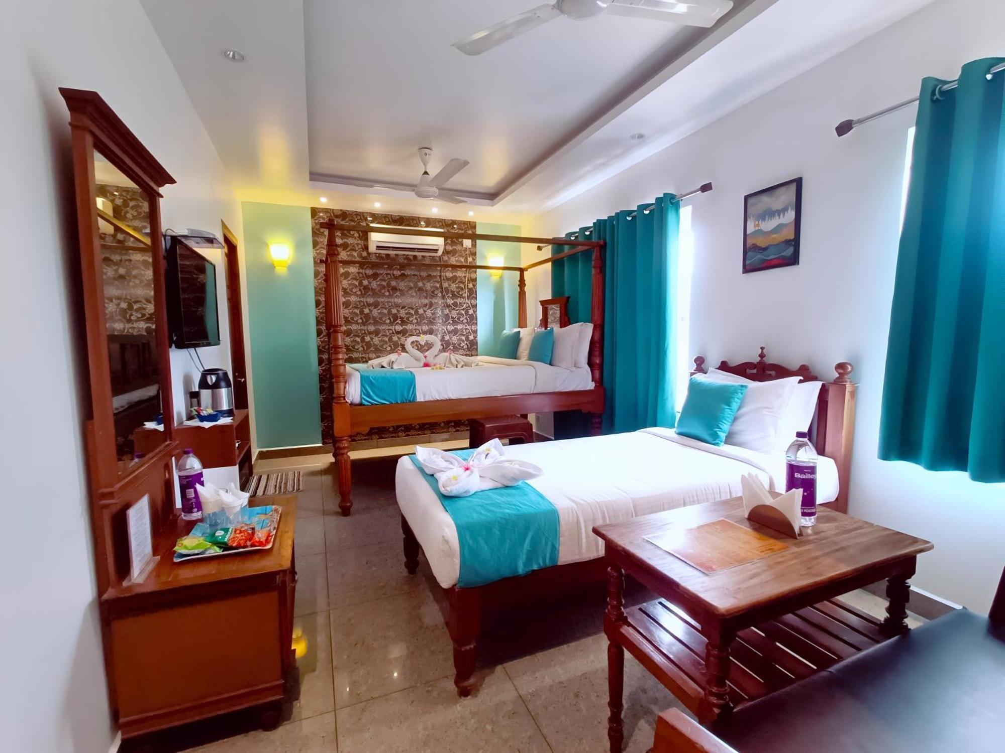 Le Holiday Inn Pondicherry Exterior photo